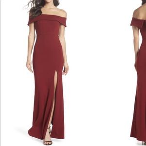 Lulus formal/long gown, burgundy size M, brand new